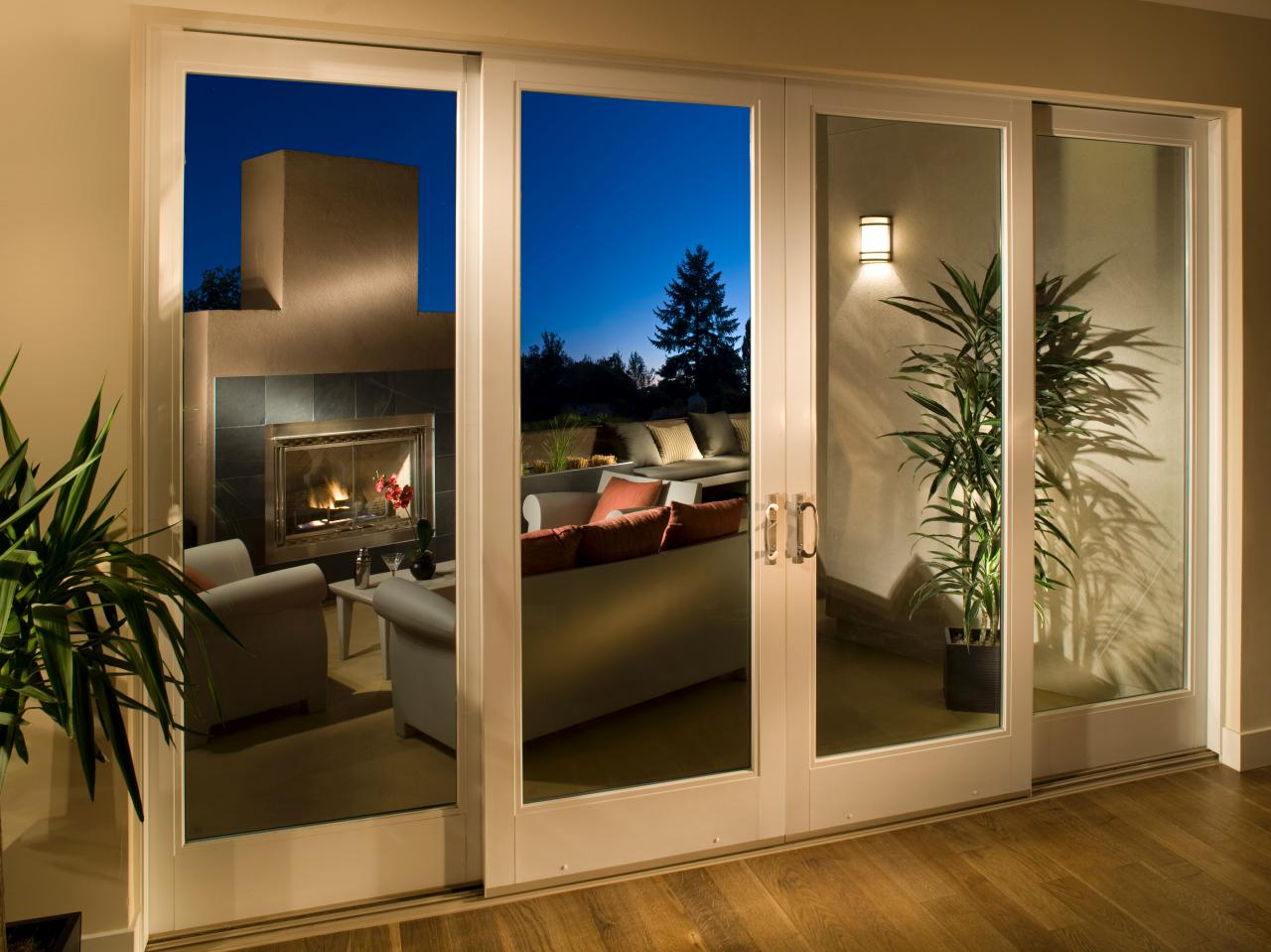 glass-folding-patio-doors-04