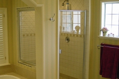 framed-shower-doors4