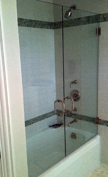 frameless-glass-shower-doors-33