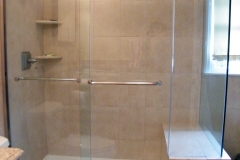 frameless-glass-shower-doors-27