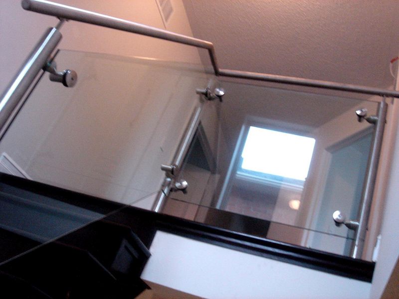 glass-railing-systems_12