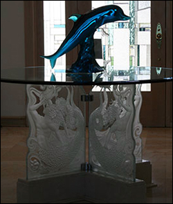 glass-table-custom-decorative